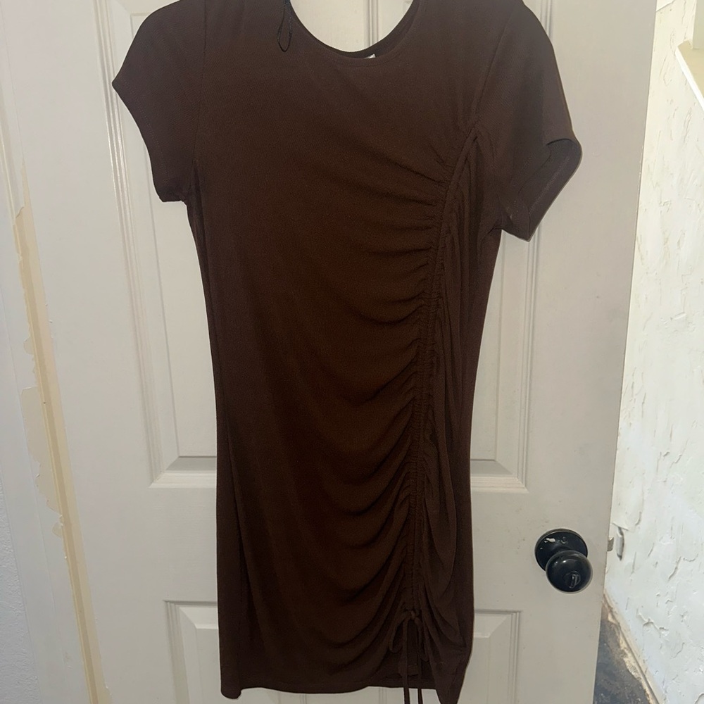 Brown Ruched Short Sleeve Dress